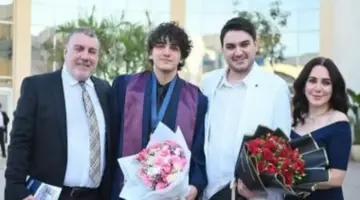 سلاف فواخرجي تحتفل بنجاح ابنها بالجامعة الأمريكية وتوجه له رسالة مؤثرة